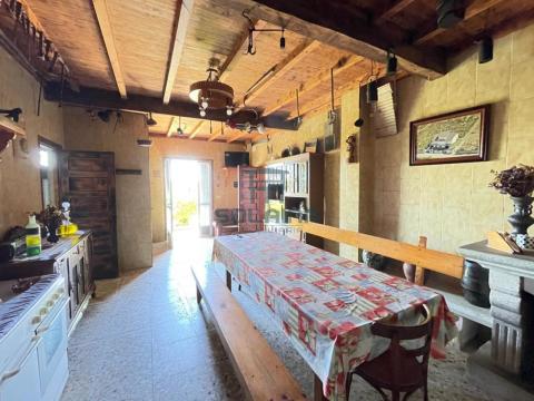 Cocina Rústica (planta baja)