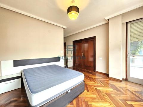 Dormitorio (pequeño estudio)