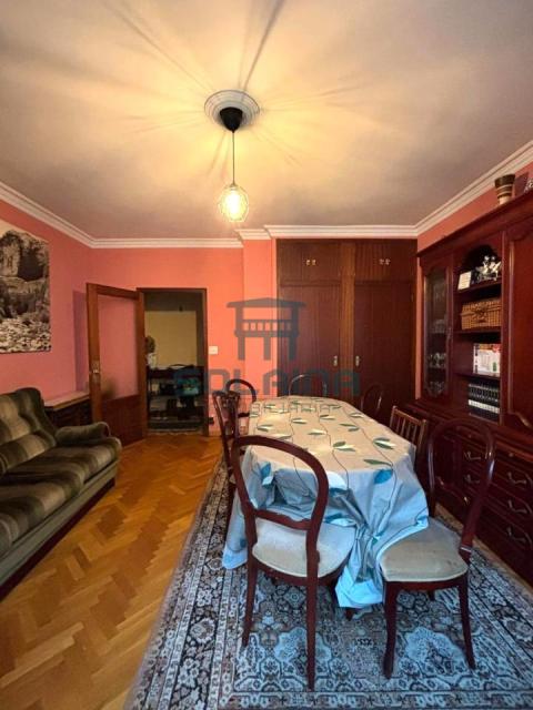 Comedor (dormitorio 5)